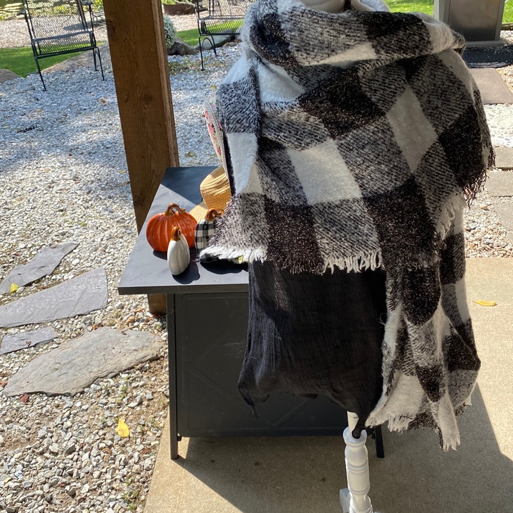 Warm Buffalo check scarf